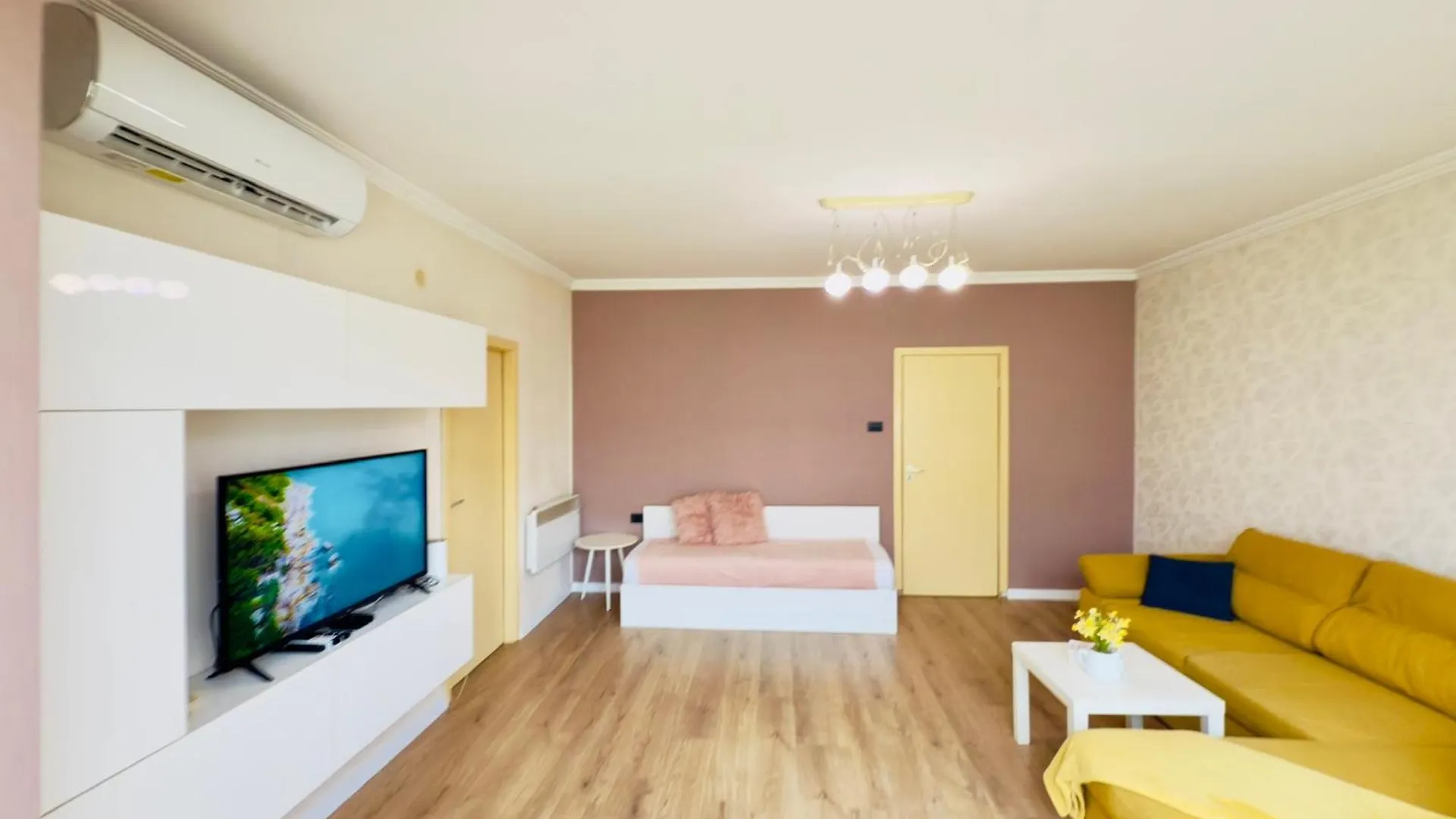 Burgas Two-Bed Flat 