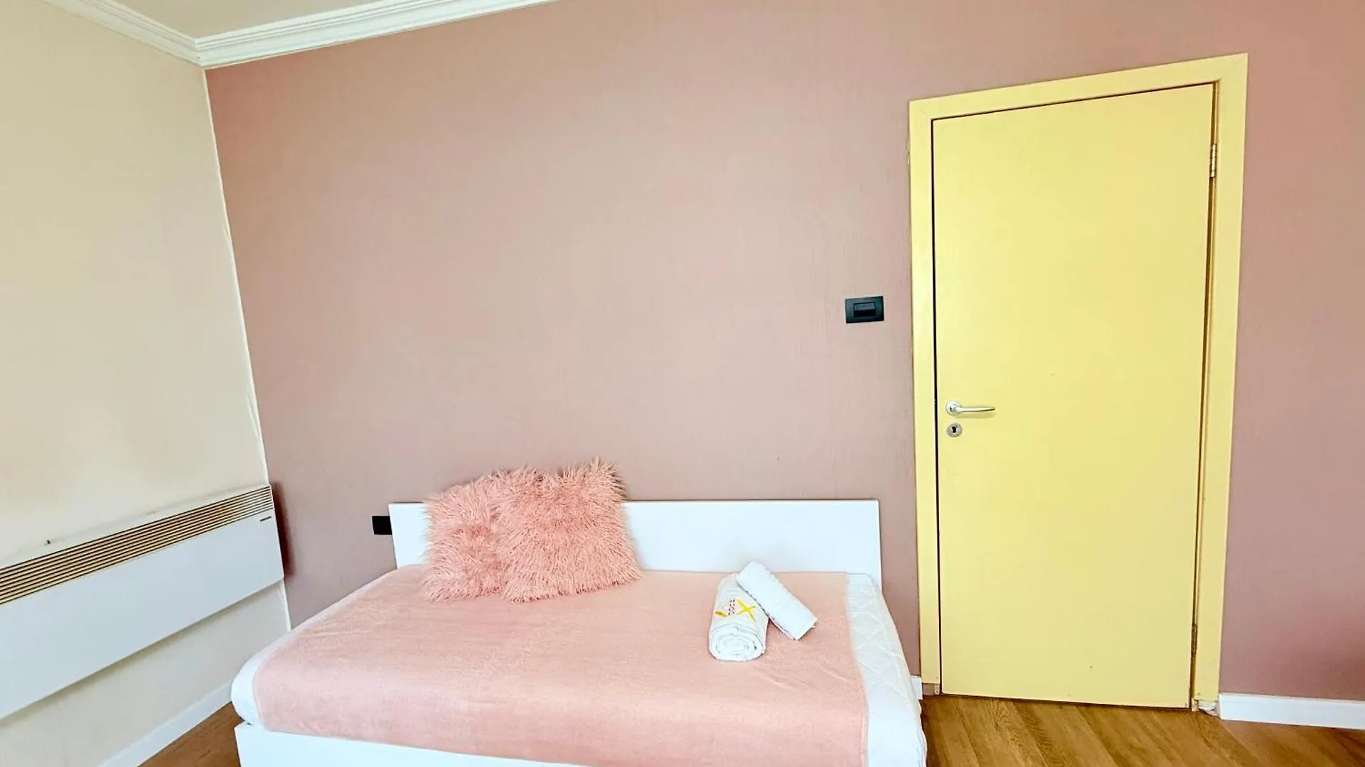 Burgas Two-Bed Flat 